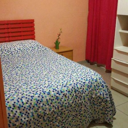 Comoda Habitacion Сан-Висенте-дель-Распеч Экстерьер фото